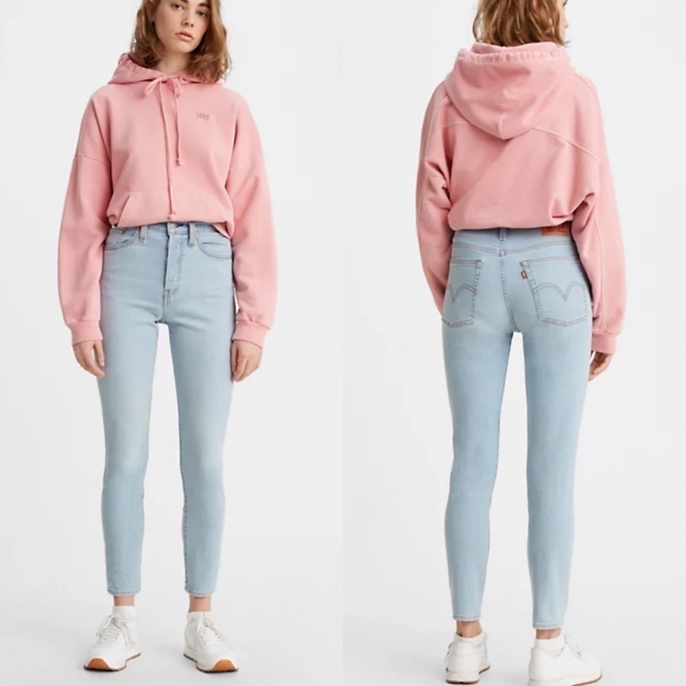Levi’s Wedgie Skinny Jean in Light Wash Size 30